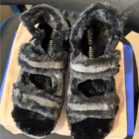 Stuart Weitzman Zoe Lift Chill Furry Sandals Black NEW IN BOX - Picture 4 of 14